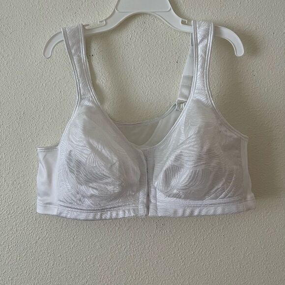 PLAYTEX 18 Hour Front Close Ultimate Shoulder Comfort Wireless Bra 36C - Picture 1 of 5